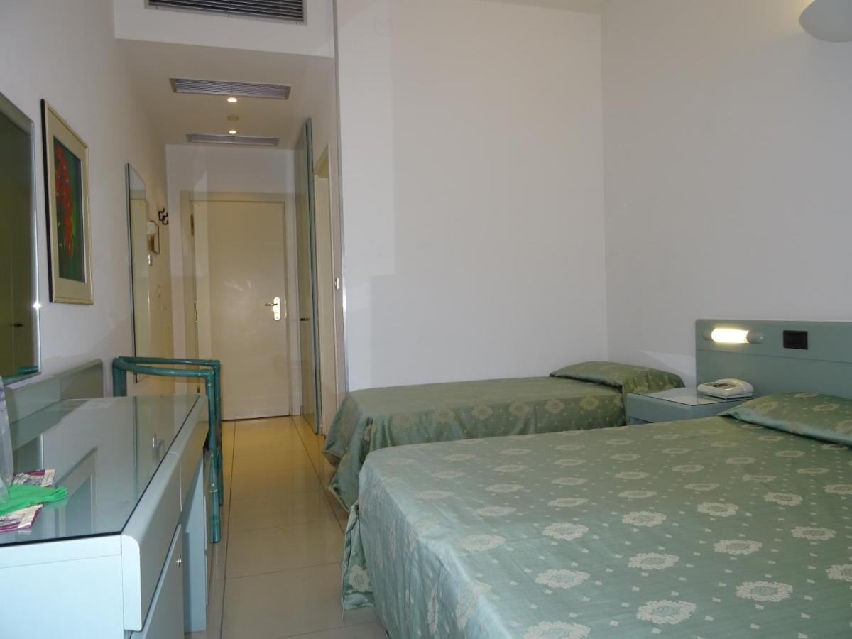 Hotel Garden Cervia Esterno foto