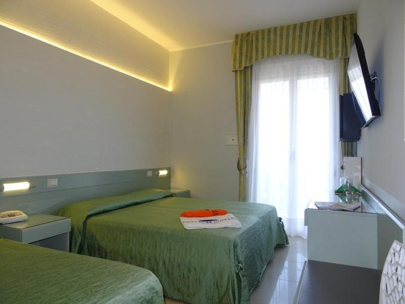 Hotel Garden Cervia Esterno foto